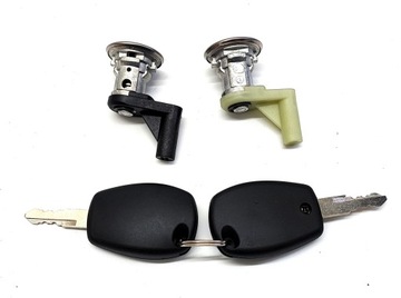 DACIA SANDERO KPL Wkładki zamka drzwi przednich