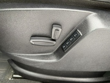 Ford Galaxy III Van Facelifting 2.0 Duratorq TDCi DPF 140KM 2012 Ford Galaxy 2.0 TDCI 140 KM Titanium Xenony 7, zdjęcie 9