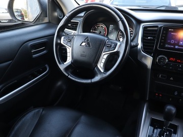 Mitsubishi L200 VI 2.2 Diesel 150KM 2021 Mitsubishi L200 2.2 DI-D, Salon Polska, zdjęcie 5