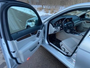 Mercedes Klasa C W204 Limuzyna 3.5 350 CGI BlueEFFICIENCY 306KM 2013 Mercedes-Benz Klasa C C350 Lift V6 Elegance RWD Szwajcaria Serwis ASO 3.5, zdjęcie 14