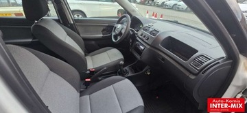 Skoda Fabia II Hatchback Facelifting 1.6 TDI CR DPF 75KM 2011 Skoda Fabia 2011r 1.6TDI klimatyzacja zarejestrowana hatchback 1.6 Diesel, zdjęcie 15