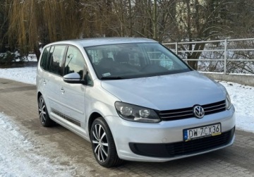 Volkswagen Touran II 1.6 TDI 105KM 2010 Volkswagen Touran 1.6 TDI, Nawigacja Kamera cofania Android Radio 1.6, zdjęcie 1