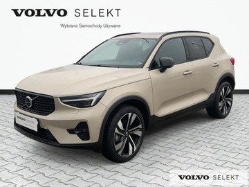 Volvo XC40 2024 Volvo XC 40 VOLVO XC40 B3 Ultra Dark Mild Hybrid B