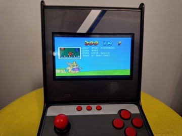 ОПИСАНИЕ РЕТРО МИНИ-КОНСОЛИ 300 ИГР!!