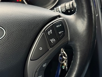 Hyundai i30 II 2016 Hyundai i30 1.4 Benz Bogate wyposazenie 1.4 Benzyna 102KM, zdjęcie 16