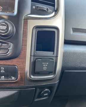 Dodge Ram IV 5.7 V8 390KM 2018 Dodge RAM Dodge RAM 5.7 4x4 5.7 Benzyna 390KM, zdjęcie 14