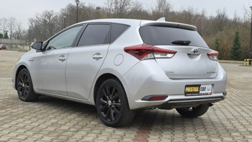 Toyota Auris II 2015 Toyota Auris _1.8, zdjęcie 2