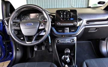 Ford Fiesta VII Hatchback 3d Facelifting 1.0 EcoBoost 100KM 2017 Ford Fiesta 1.0 i Kamera Grzana kierownica 1 rok gwarancji Benzyna, zdjęcie 17