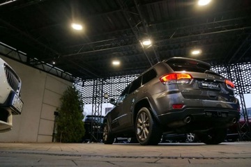 Jeep Grand Cherokee IV 2021 Jeep Grand Cherokee Limited 5.7 HEMI Hak 352KM Szyberdach 4x4 Skory Navi M, zdjęcie 38