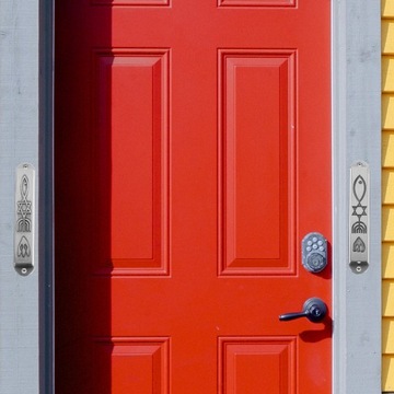 2 ШТ. МЕТАЛЛИЧЕСКИХ УКРАШЕНИЙ Надпись МЕЗУЗЫ