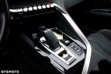 Peugeot 5008 II Crossover Facelifting 1.5 BlueHDi 130KM 2022 Peugeot 5008 Peugeot 5008 1.5 BlueHDI Allure SampS EAT8 1.5 Diesel 130KM, zdjęcie 27