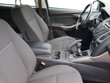 Ford Focus III Kombi 1.0 EcoBoost 125KM 2012 Ford Focus 1.0 EcoBoost, Klima, Klimatronic, zdjęcie 8