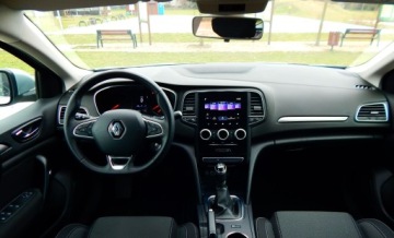 Renault Megane IV Grandtour Facelifting 1.3 TCe 140KM 2022 Renault Megane IV 1.33 TCE kombi bogata wersja ładny zadbany bezwypadkowy, zdjęcie 12