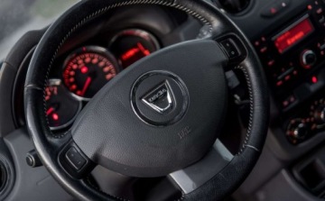 Dacia Duster I SUV Facelifting 1.2 TCe 125KM 2015 Dacia Duster Dacia Duster 1.2 Benzyna 125KM, zdjęcie 6