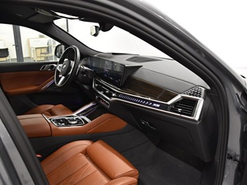 BMW X6 G06 SUV Facelifting 3.0 40i 381KM 2023 BMW X6 381KM/ Pneumatyka/ Adapt.LED/ Harman/ Kamer, zdjęcie 10