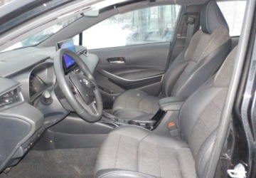 Toyota Corolla XII TS Kombi Facelifting 1.8 Hybrid 140KM 2024 Toyota Corolla Okazja 1.8 Hybryda 140KM, zdjęcie 21