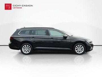 Volkswagen Passat B8 Variant Facelifting 2.0 TDI SCR 150KM 2022 Volkswagen Passat Variant FULL LEDDSG Masaze Virtual HAK Faktura VAT, zdjęcie 5