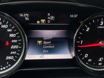 Mercedes Klasa E W213 2019 Mercedes E 220 Automat Bogate wyposażenie 2019, zdjęcie 30