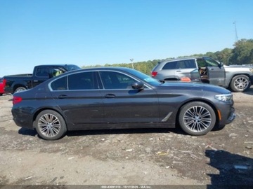BMW Seria 5 G30-G31 2019 BMW Seria 5 2019 BMW 530E XDRIVE IPERFORMANCE 2.0 Hybryda 180KM, zdjęcie 5