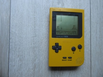 КАРМАННАЯ КОНСОЛЬ NINTENDO GAME BOY ИГРА В ОЧЕНЬ ХОРОШЕМ ОРИГИНАЛЬНОМ СОСТОЯНИИ