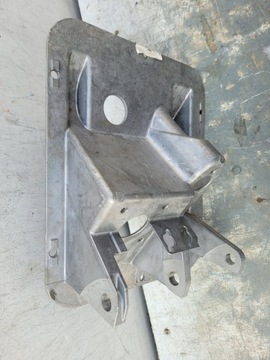 Крепление основания педали Mercedes Atego 970