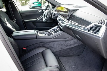 BMW X6 G06 SUV Facelifting 3.0 30d 298KM 2025 BMW X6 xDrive30d, Dostępny od ręki!, zdjęcie 19