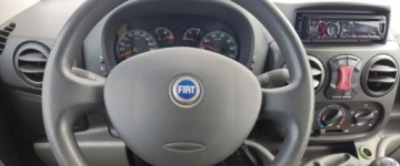Fiat Doblo I 2005 Fiat Doblo bez rdzy , zadbany , klima 1.4 Benzyna 77KM, zdjęcie 12