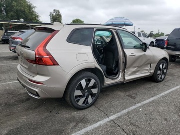 Volvo XC60 II 2025 Volvo XC 60 Plus 2025 2.0l 2.0 Hybryda 247KM, zdjęcie 3