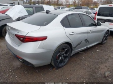 Alfa Romeo Giulia II Sedan 2.0 TBi 280KM 2017 Alfa Romeo Giulia 2017 r., 2,0L GIULIA TI AWD 2.0 Benzyna 280KM, zdjęcie 5