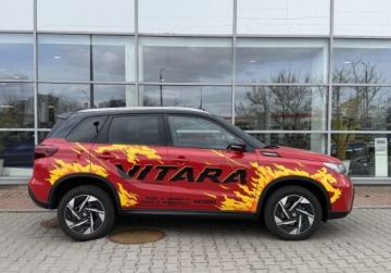 Suzuki 2025 Suzuki Vitara DEMO Elegance 1,4 Mild Hybrid 4WD 6AT Bright Red 1.4 111KM, zdjęcie 4