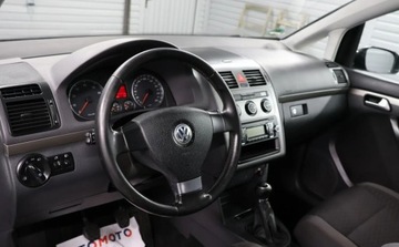 Volkswagen Touran I 1.4 TSI 140KM 2008 Volkswagen Touran 7-Osobowy, Grzane Fotele, Tempomat, Czujniki, Wielofunkc, zdjęcie 6
