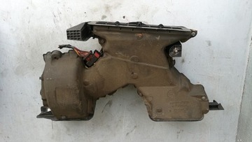 Резистор Резистор вентилятора Trafic Vivaro 01-14