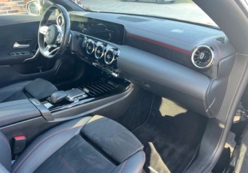 Mercedes CLA C118/X118 Coupe Plug-In 1.3 250e 218KM 2021 Mercedes-Benz CLA 1.3 Hybryda plug-in 218 KM LED Nawigacja Kamera Sensor R, zdjęcie 12