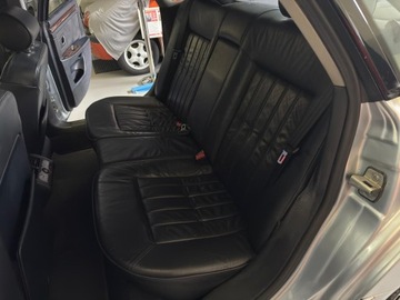 Audi A8 D2 Sedan 3.7 quattro 230KM 1997 Audi A8 (D2) 3.7 V8 Quattro - 1997 Elegancja, moc i niemiecka precyzja, zdjęcie 7