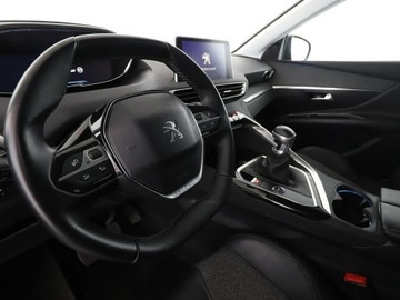 Peugeot 3008 II Crossover 1.2 PureTech 130KM 2018 Peugeot 3008 virtual cocpit navi półskóra, zdjęcie 13