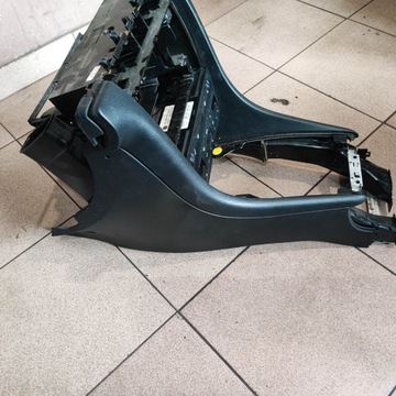 НАКЛАДКА ДЛЯ БОЛЬШОГО МАДИО AUDI A6 C5 PRELIFT 2 DIN