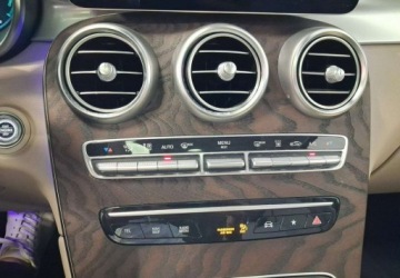 Mercedes GLC C253 SUV Plug-In 2.0 300de 306KM 2021 Mercedes-Benz GLC VAT 23 de 306KM automat 4matic 2021 r., salon PL, I wlas, zdjęcie 33