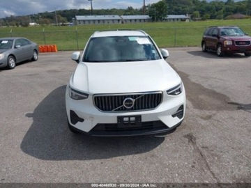 Volvo XC40 2024 Volvo XC 40 B5 2024 2.0l 2.0 Benzyna 247KM, zdjęcie 5