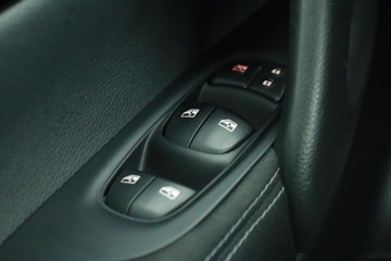 Nissan Qashqai II Crossover Facelifting 1.2 DiG-T 115KM 2018 Nissan Qashqai 1.2 DIG-T, Salon Polska, Klima, zdjęcie 17