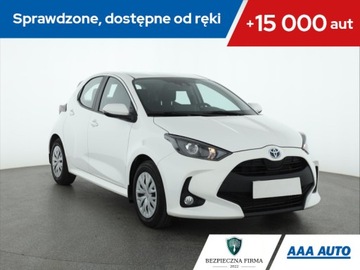 Toyota Yaris IV Hatchback 1.5 Hybrid Dynamic Force 116KM 2022 Toyota Yaris 1.5 VVT-i Hybrid, Salon Polska