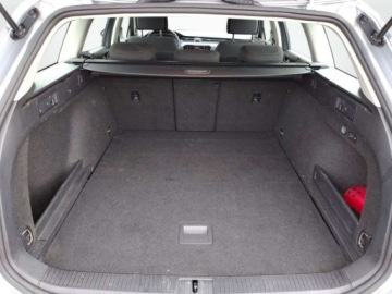 Volkswagen Passat B8 Variant Facelifting 2.0 TDI SCR 150KM 2022 Volkswagen Passat Variant HAK Faktura VAT Kamera Nawigacja 2.0 Diesel, zdjęcie 22