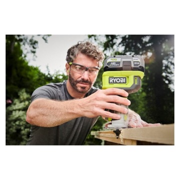 Фрезерный станок RYOBI RTR18-0