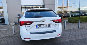 Toyota Avensis III Wagon Facelifting 2015 2.0 D-4D 143KM 2016 Toyota Avensis 2.0 Diesel 143KM, zdjęcie 9