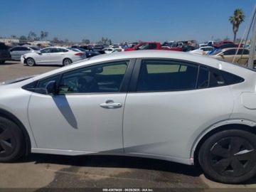 Toyota Prius V (XW60) 2025 Toyota Prius 2025 TOYOTA PRIUS LE 2.0 Hybryda 150KM, zdjęcie 6