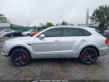 Bentley Bentayga 2019 Bentley Bentayga V8 2019 4.0l 4.0 Benzyna 542KM, zdjęcie 5