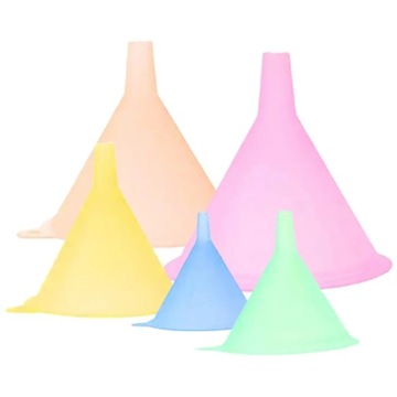 5 małych lejków Mini plastikowy zestaw Przypr