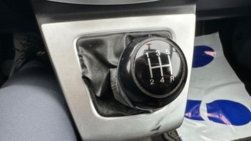 Mazda 5 I 1.8 MZR 115KM 2007 Mazda 5 Raty Klimatronic Szyberdach 7 osobowy 1.8 BENZ Zarej w PL 1.8 115KM, zdjęcie 16