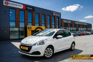 Peugeot 208 I Hatchback 5d Facelifting 1.2 PureTech 82KM 2016 Peugeot 208 1.2 VTI 82KM Active