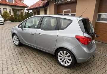 Opel Meriva II Mikrovan 1.4 Turbo ECOTEC 120KM 2011 Opel Meriva 1,4 120KM Klimatyzacja Serwis 2xPDC 1.4 Benzyna 120KM, zdjęcie 8