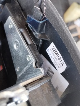 КОМПЛЕКТ ДЛЯ ХРАНЕНИЯ ЦЕНТРАЛЬНОЙ РУЧКИ MERCEDES W222